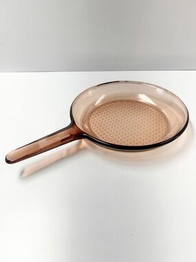 Vision Ware 10” Skillet Amber Glass Fry Pan Waffle Bottom Corning USA Clean